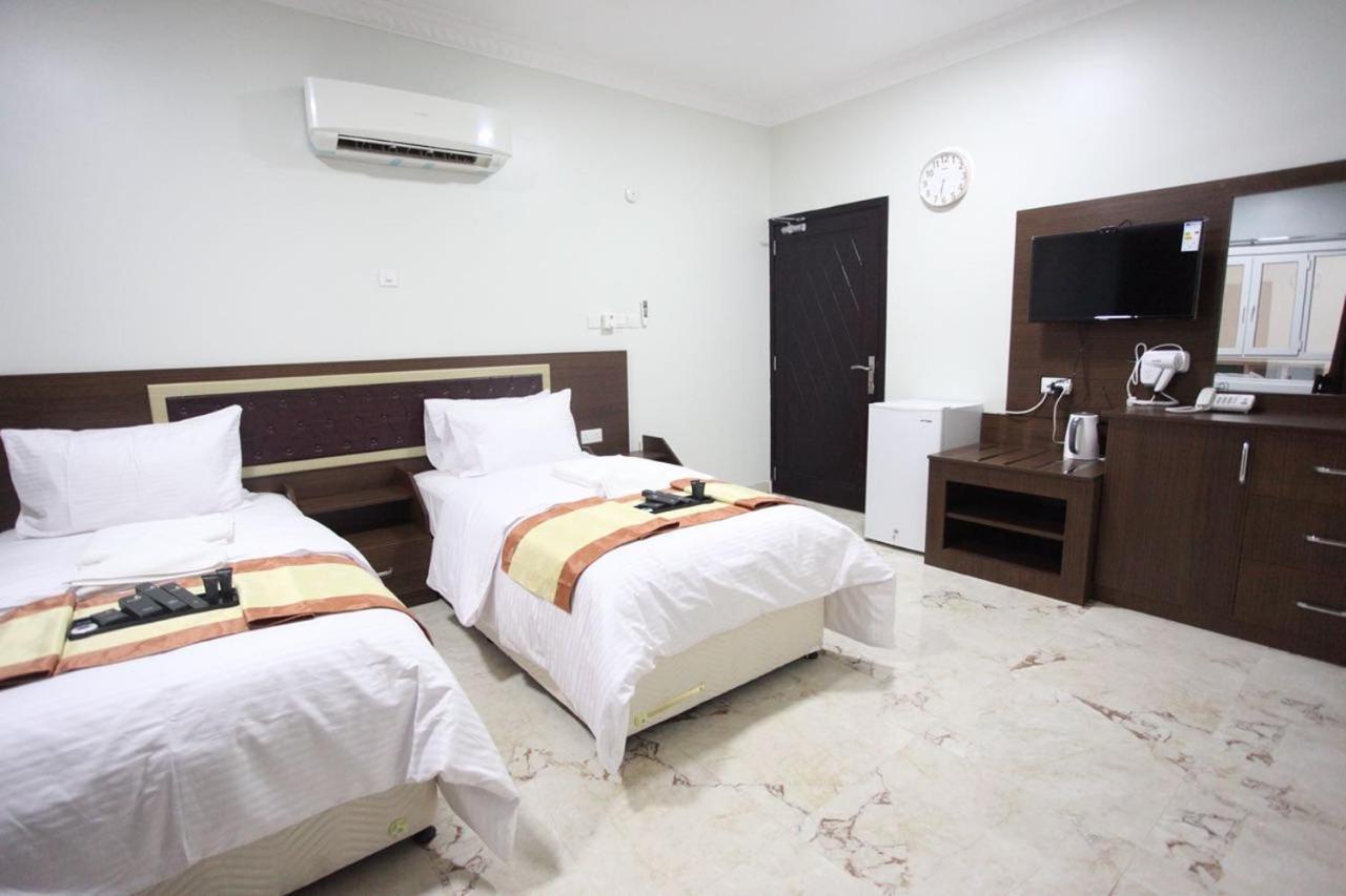 Almanzel Hotel Apartments Muscat Exterior photo